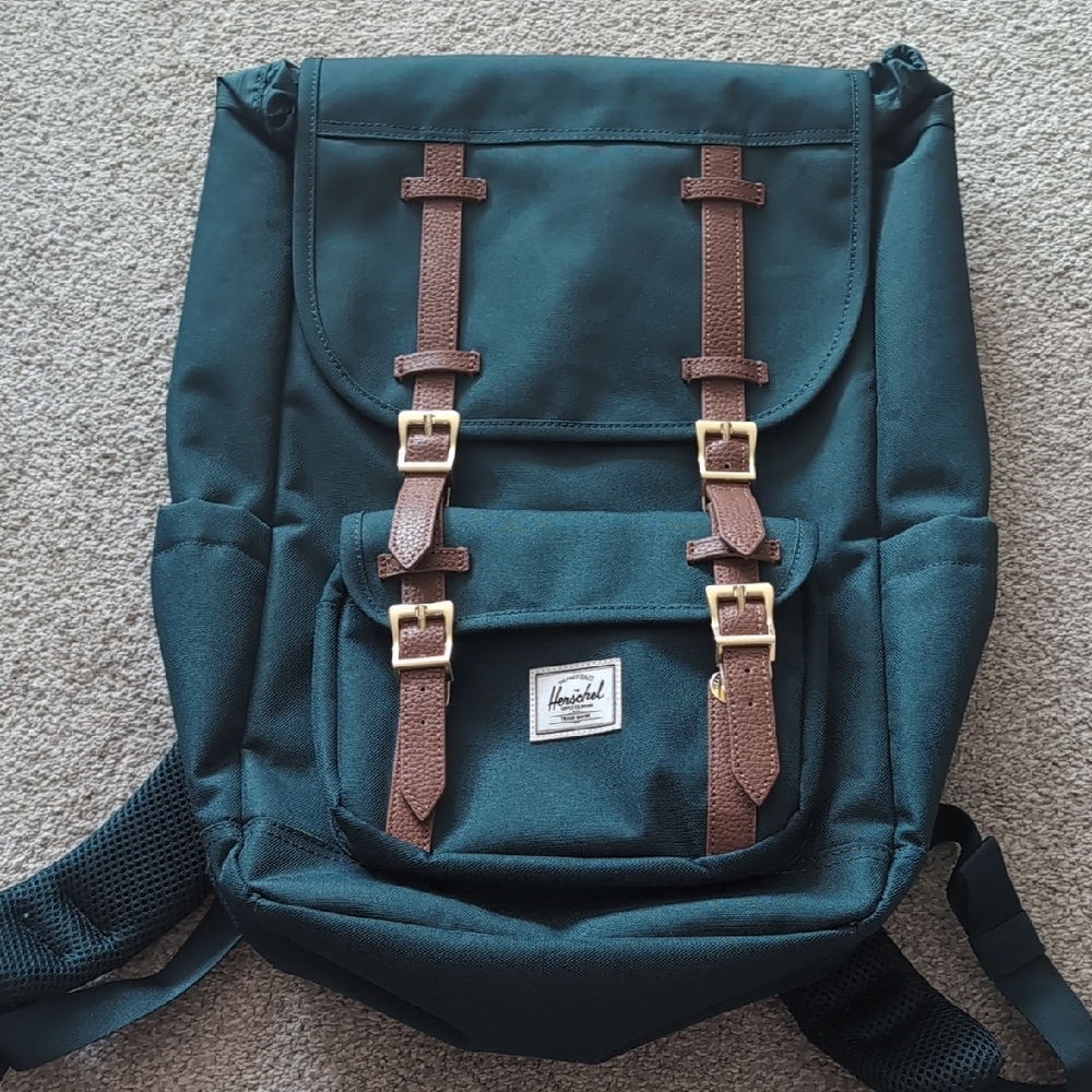 Herschel Supply Company LittleAmerica Backpack